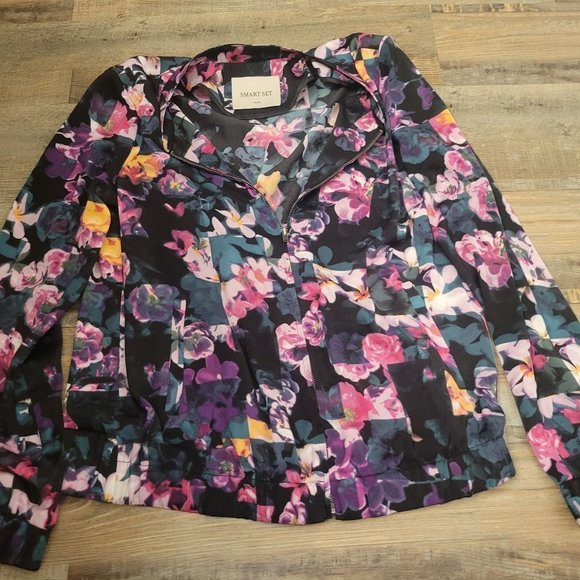 SPRING Jacket | Statement Piece | Flowery | Medium | Smart Set - Picture 1 of 3